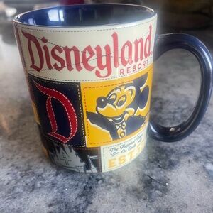 Disney vintage collegiate mug Thailand